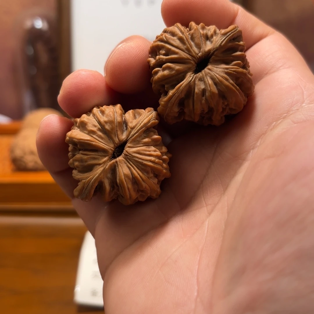 文玩核桃吊坠天水楼Q6222