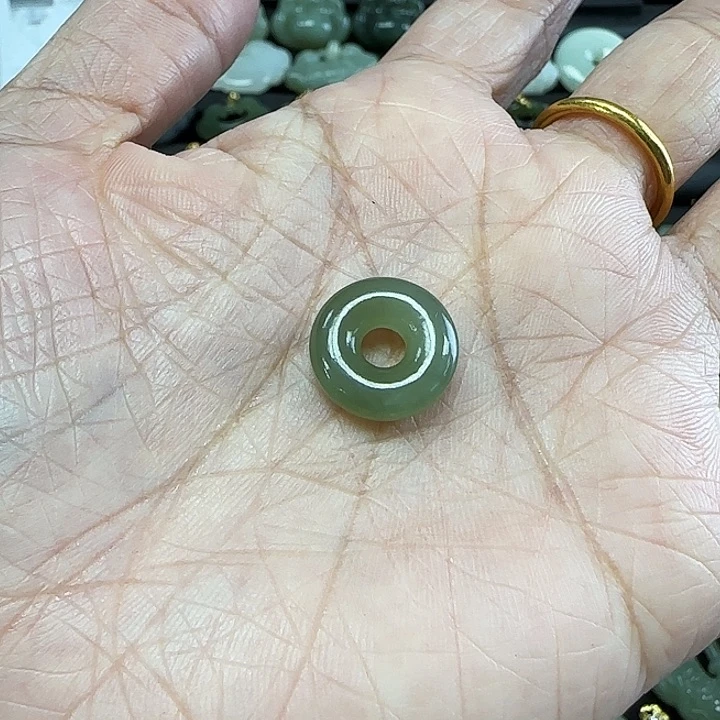 和田玉吊坠(不含链)未镶嵌