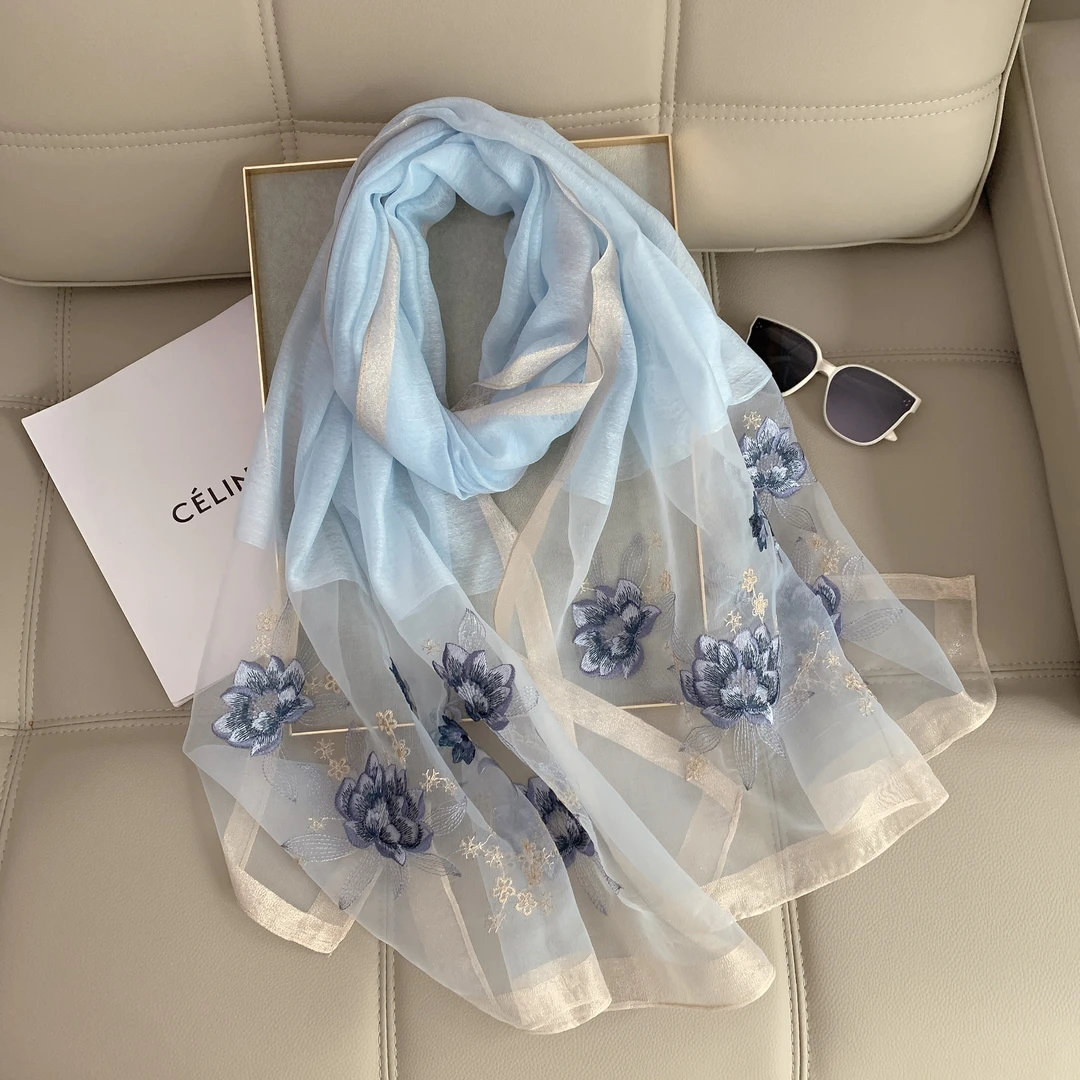 【莲花】天蓝 桑蚕丝羊毛混纺四季百搭丝巾围巾披肩190*70