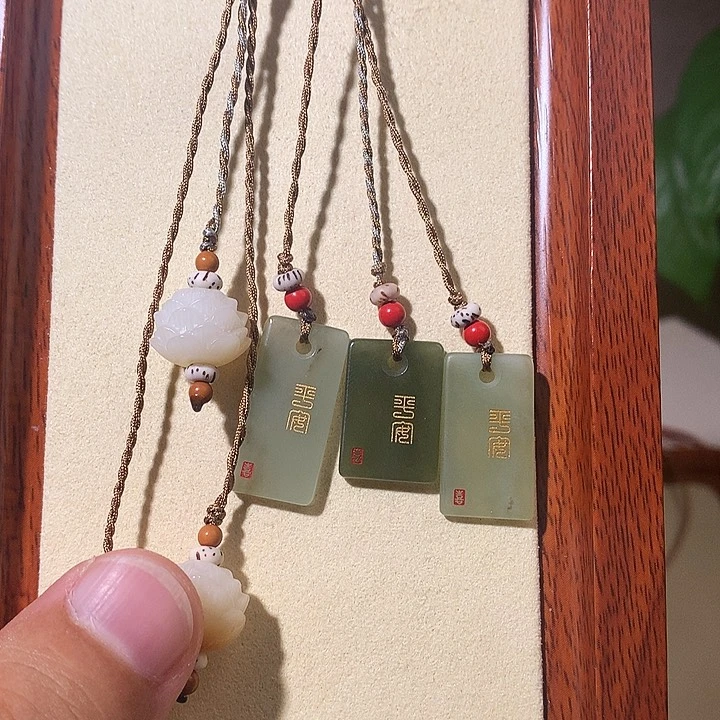 和田玉未镶嵌颈饰和田玉 035 多样性随机发货拍一发一