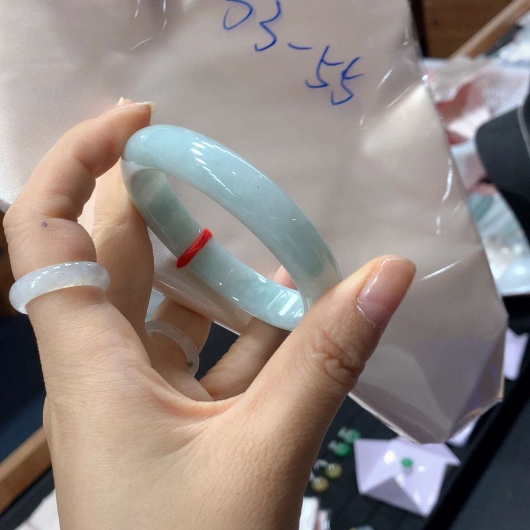 未镶嵌手镯翡翠买断