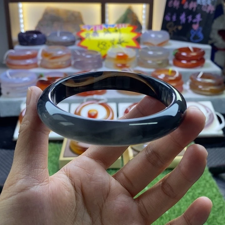 手镯玛瑙/玉髓未镶嵌