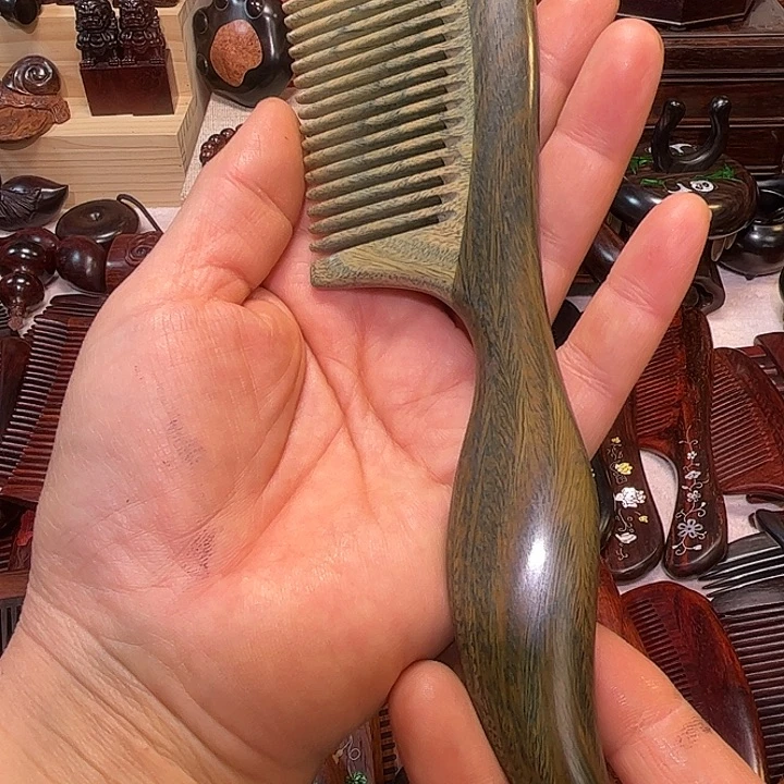 红酸枝木类绿檀木大梳子