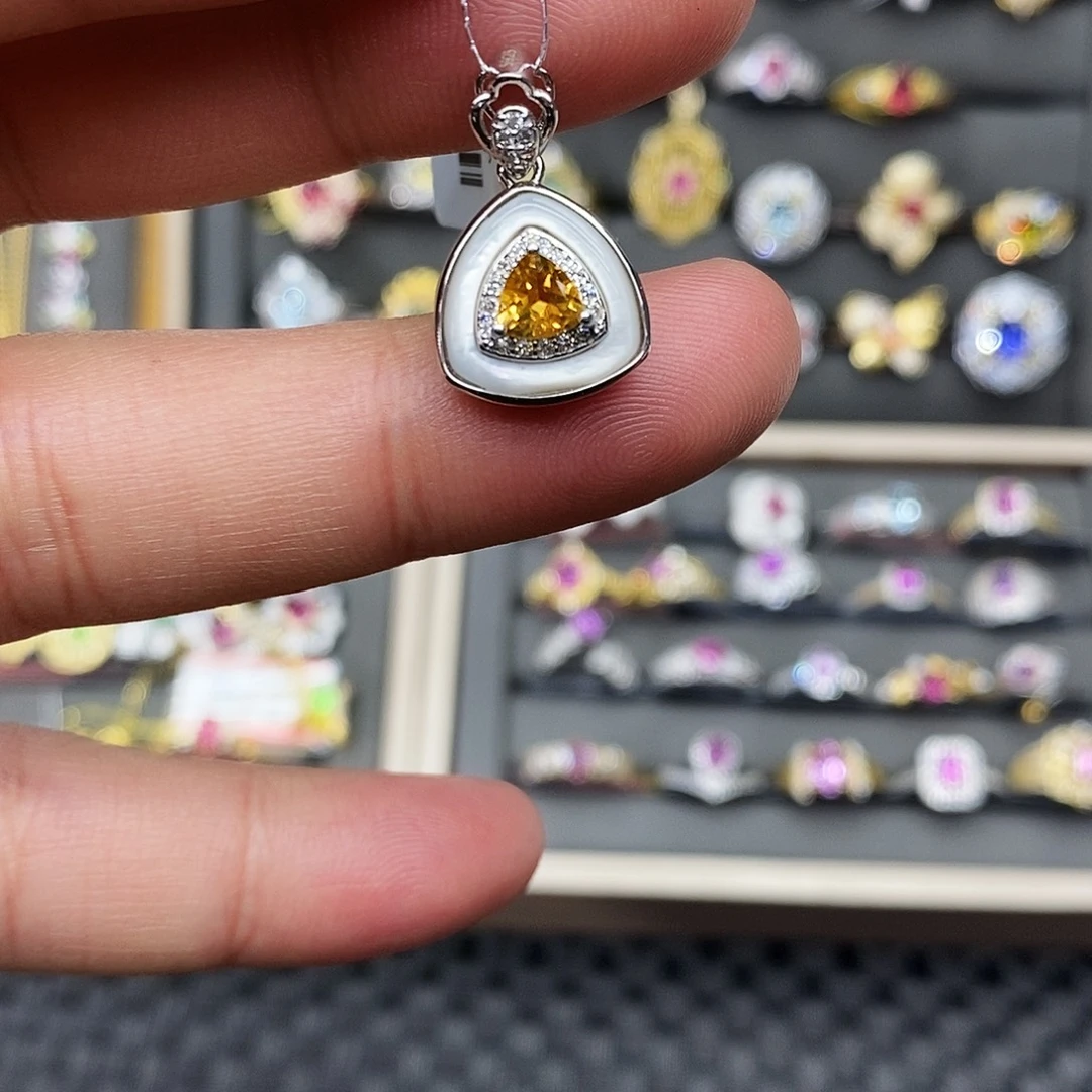 银S925镶嵌黄晶戒指