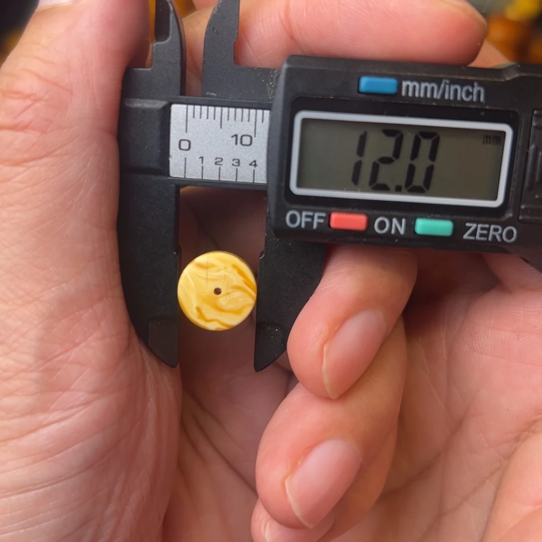 蜜蜡未镶嵌吊坠(不含链)