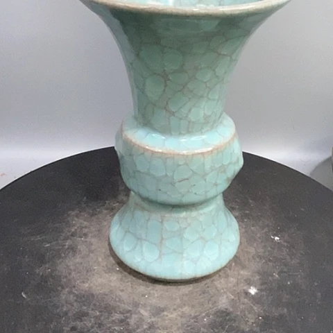 摆件汝窑花觚瓶造型美观
