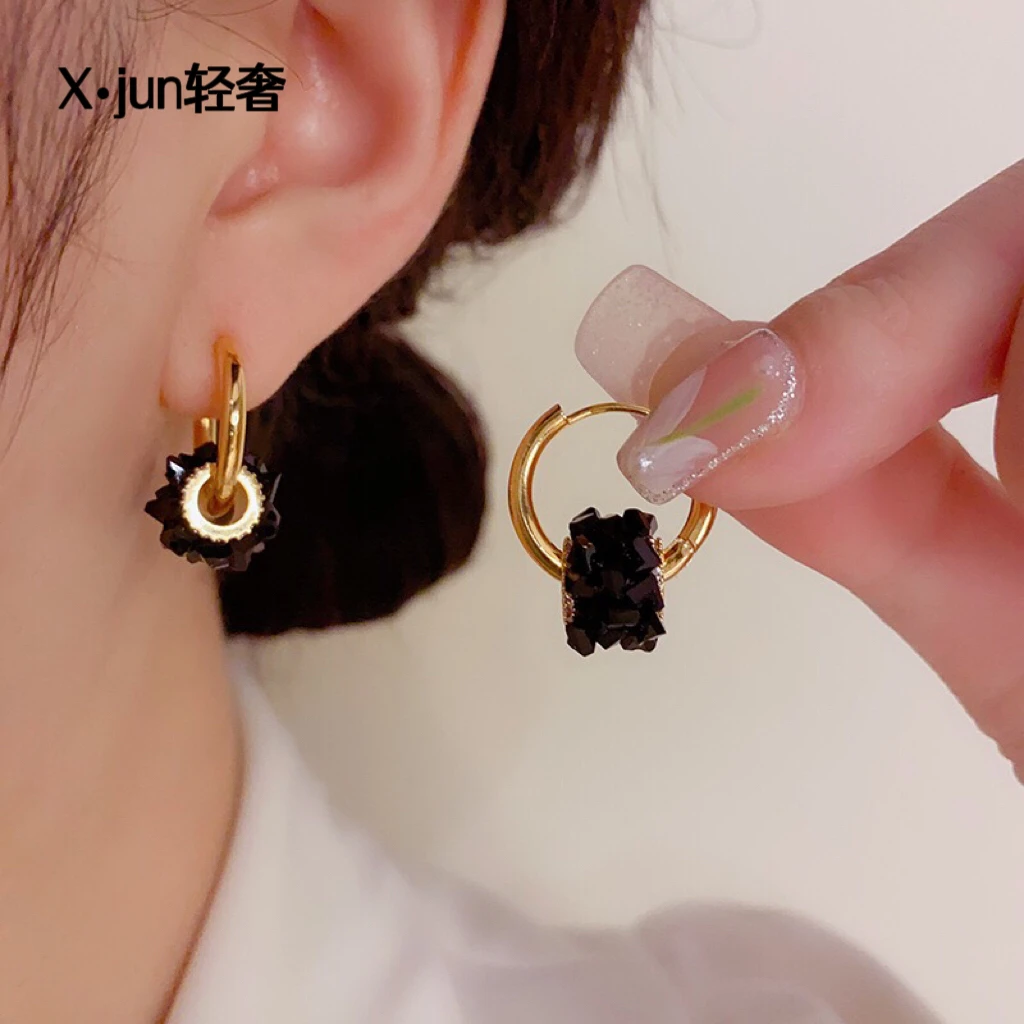 铜合金耳饰 法式复古高级感黑晶晶锆石两戴耳扣气质独特设计耳坠