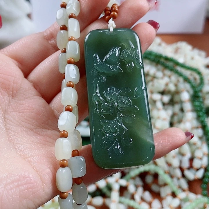 和田玉未镶嵌挂件