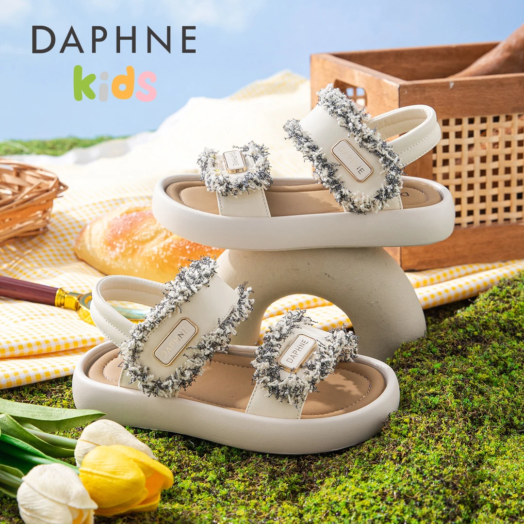 Daphne/达芙妮女童沙滩夏季外出凉鞋儿童女童凉鞋推荐女6-12岁