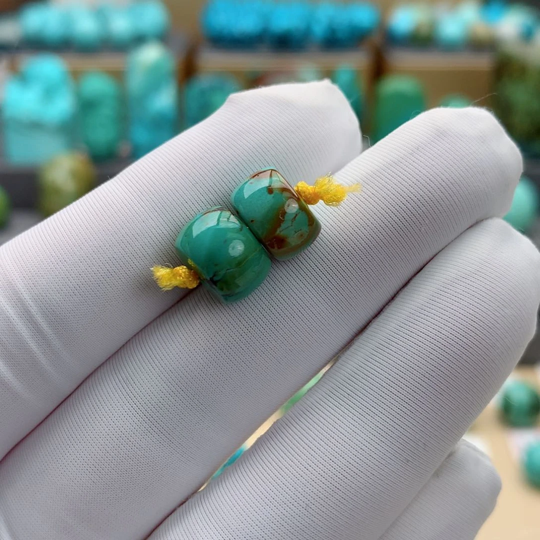 未镶嵌绿松石颈饰