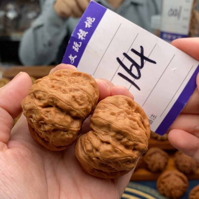 【闪购商品】文玩核桃吊坠44蛤蟆头