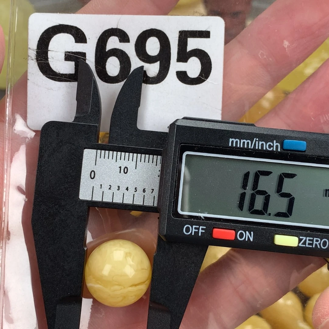 蜜蜡未镶嵌珠宝奇石裸石