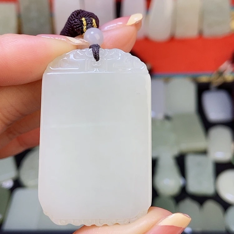 【闪购商品】颈饰未镶嵌和田玉