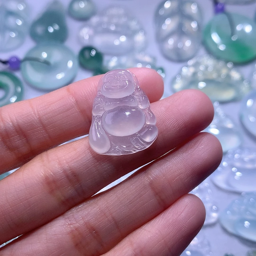 【闪购商品】翡翠颈饰未镶嵌佛