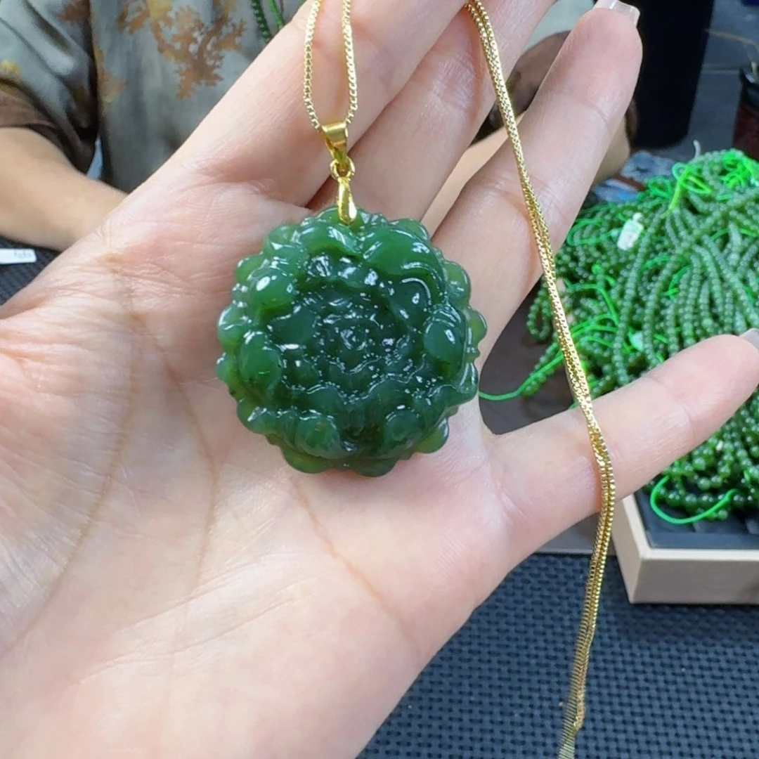 和田玉（碧玉）合金颈饰