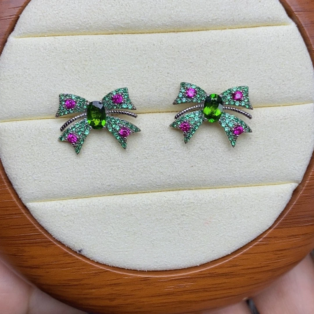 银S925镶嵌透辉石耳饰