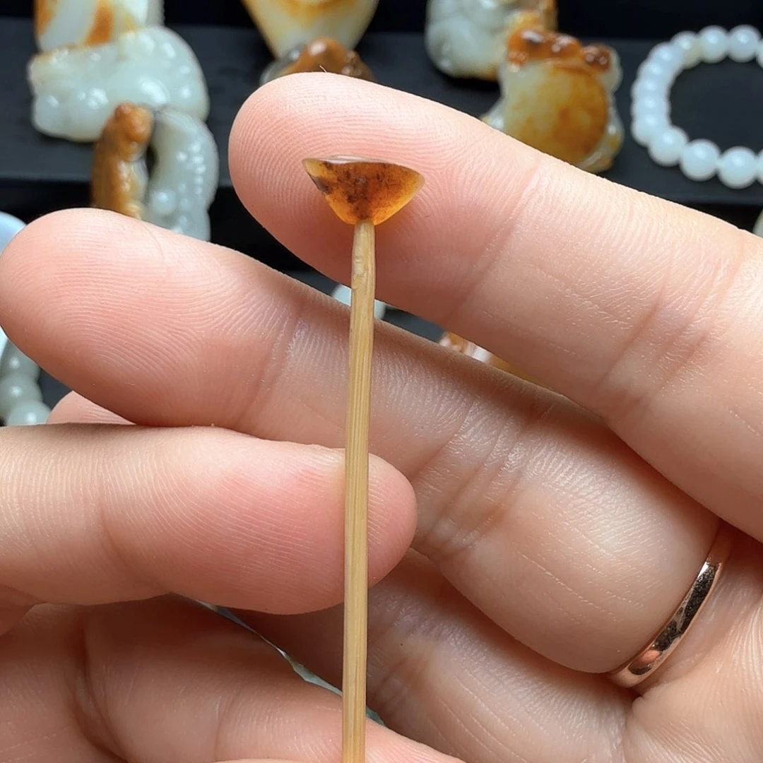 和田玉未镶嵌颈饰风**阻