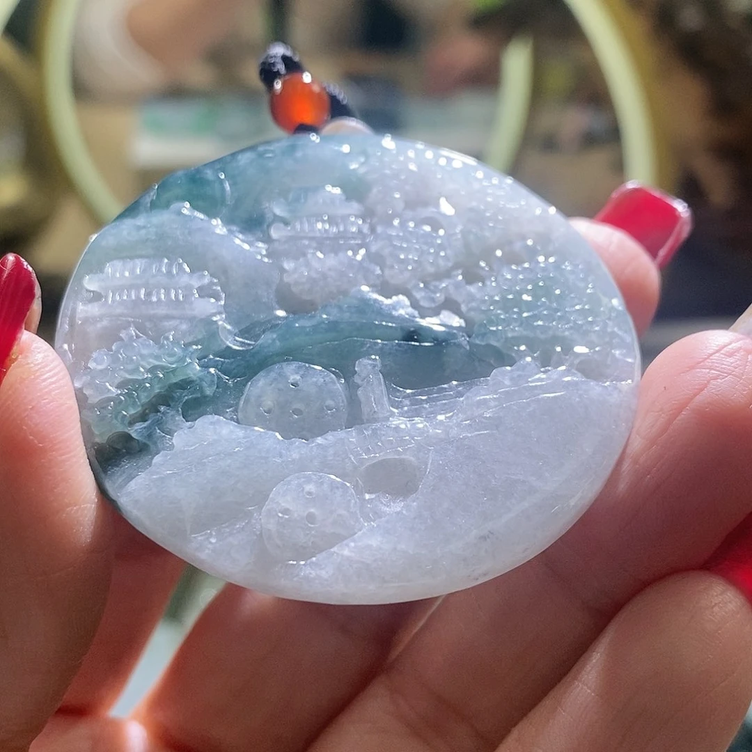 【闪购商品】翡翠颈饰未镶嵌山水