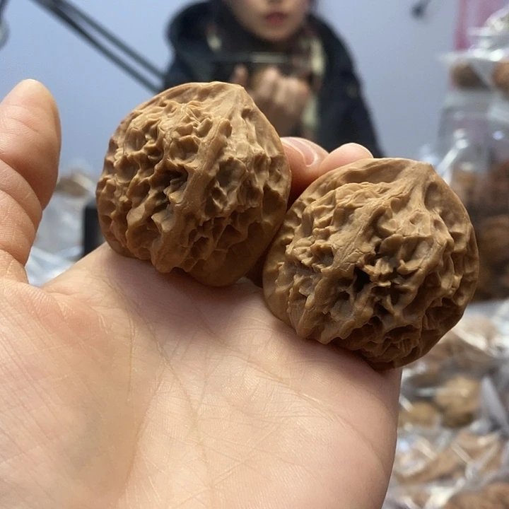 把件文玩核桃42龙鳞红皮