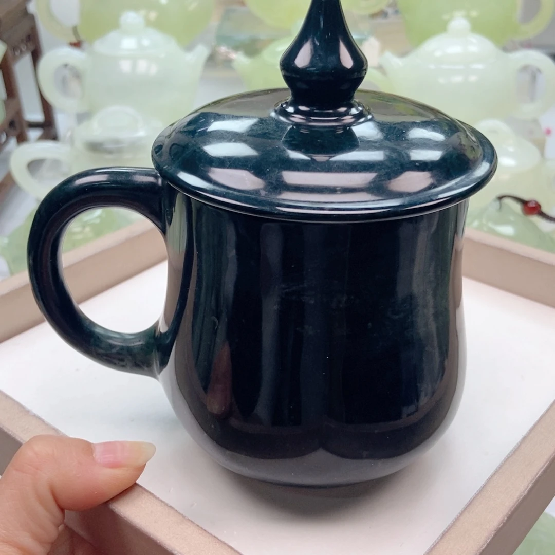 蛇纹石玉未镶嵌水杯