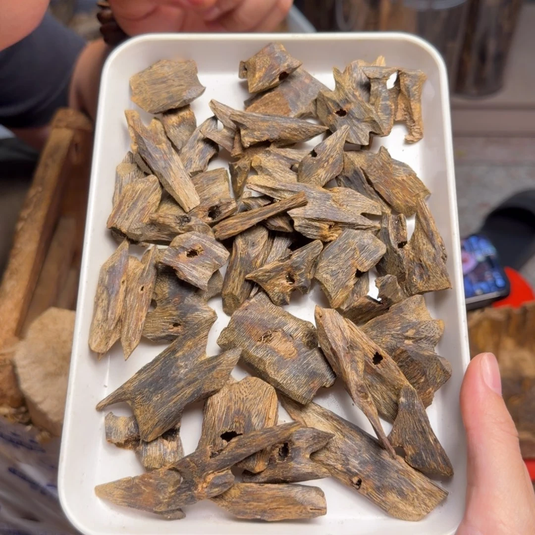 沉香沉香碎屑陆河99沉块料53克