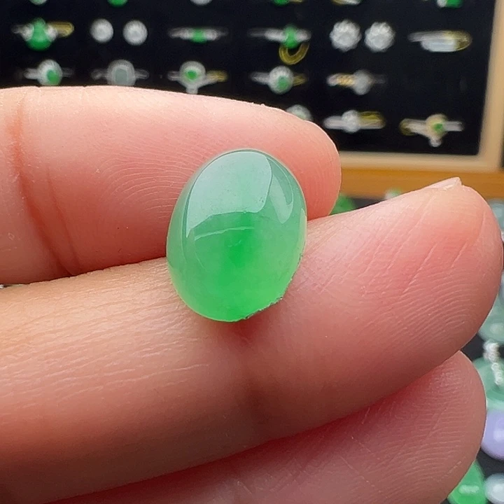 翡翠未镶嵌颈饰蛋11.4