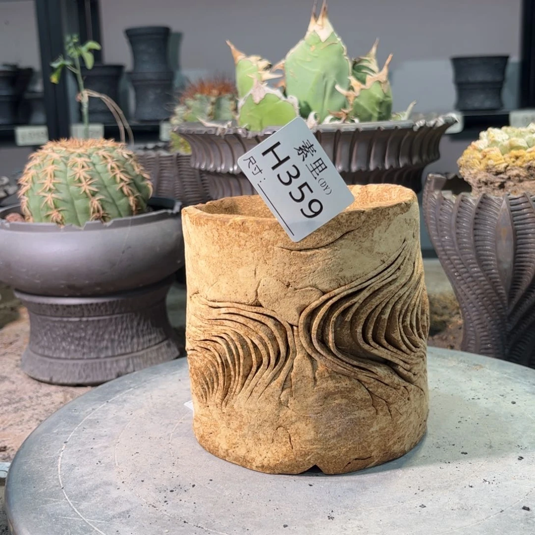 景德镇手工素里口10.5高11.5瑕疵
