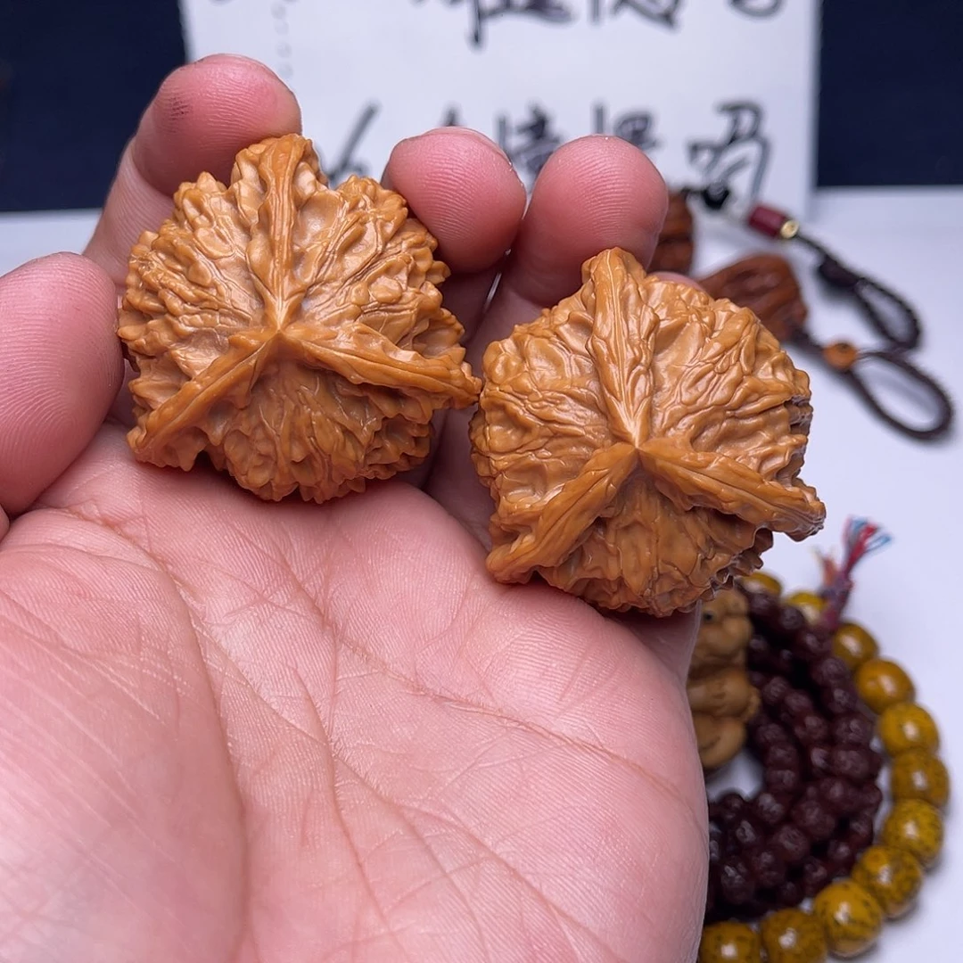 文玩核桃把件40盘山三棱尖微修3-3
