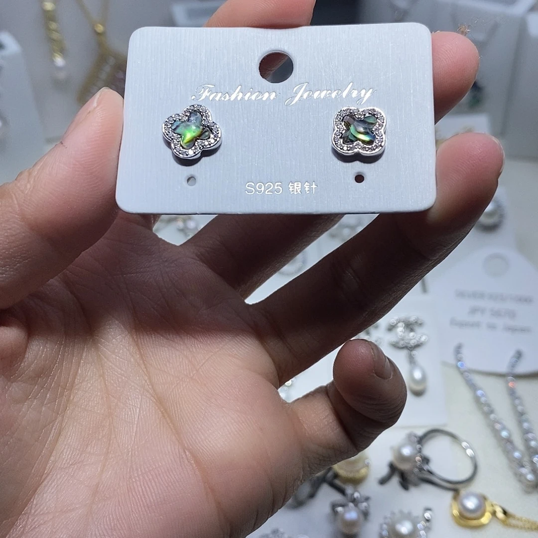 未镶嵌耳饰淡水珍珠