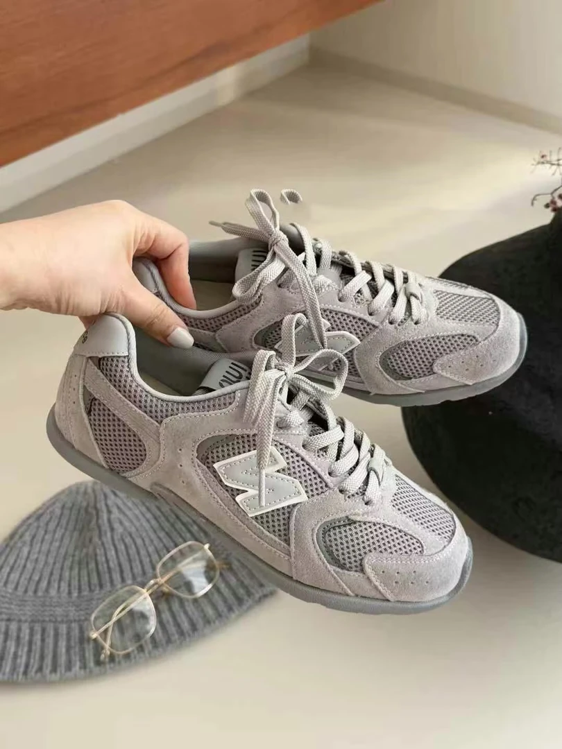 真皮阿甘鞋女2025夏款休闲百搭运动跑步鞋网面德训鞋透气复古单鞋