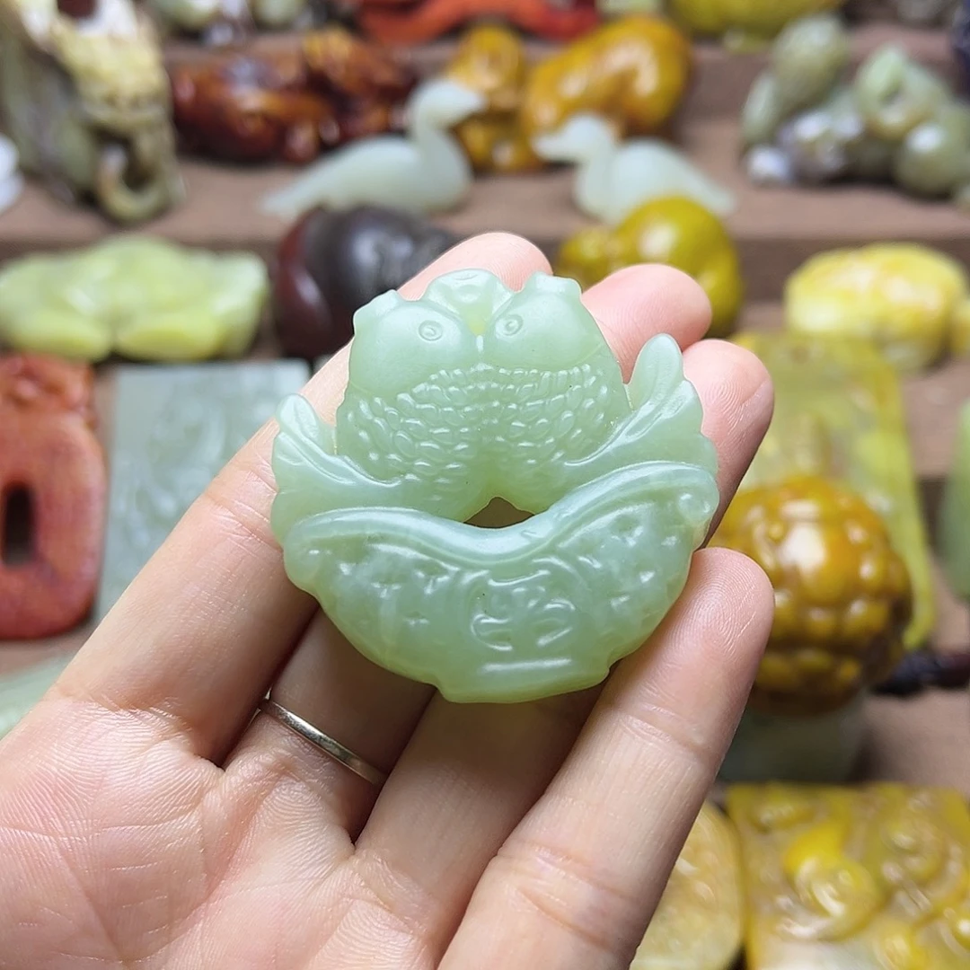 白玉菩提吊坠12。。