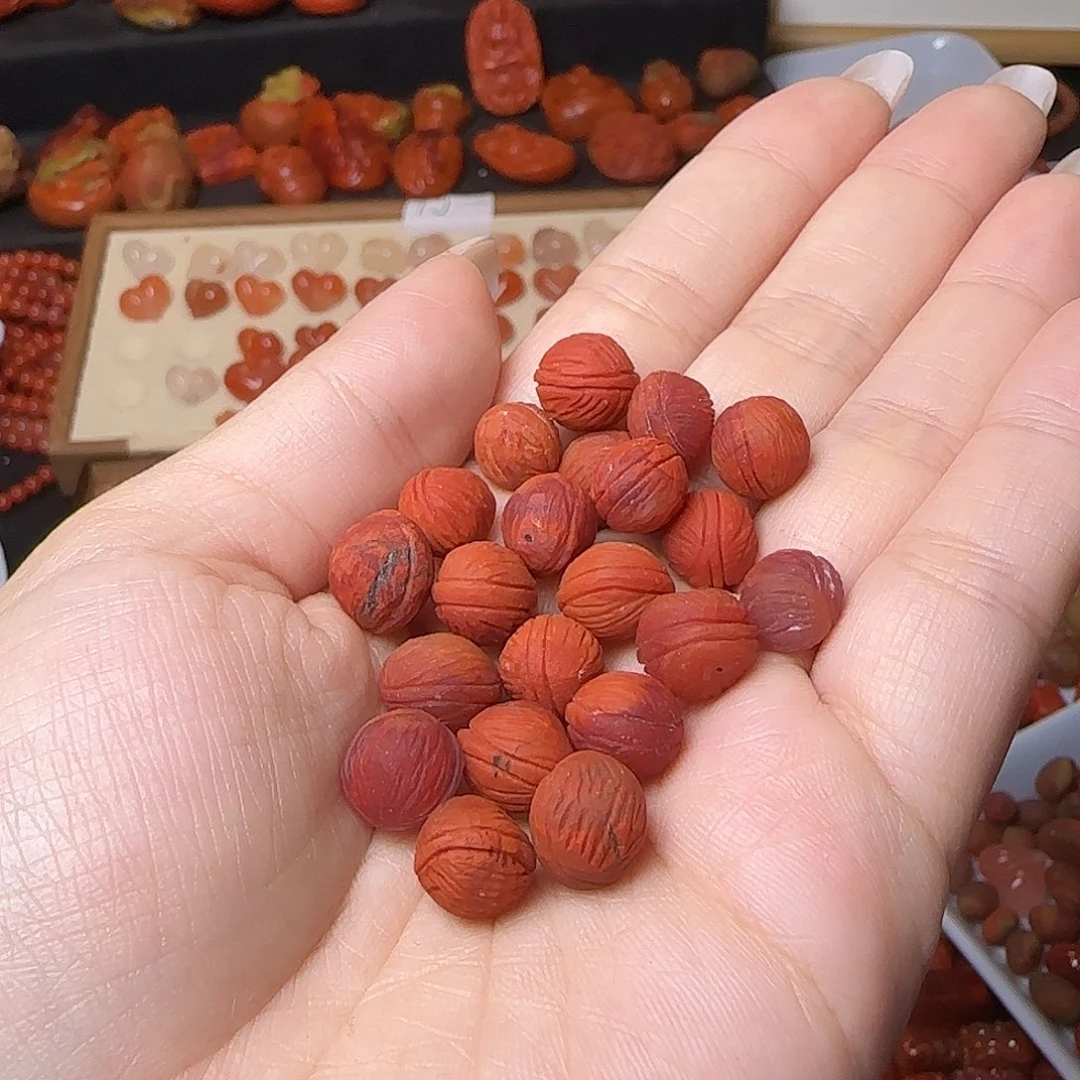 南红玛瑙未镶嵌颈饰