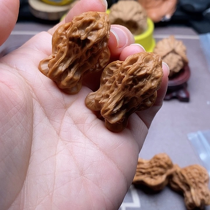 护***栏文玩核桃吊坠文玩核桃