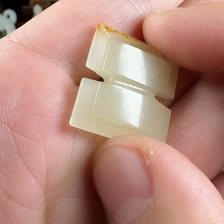 和田玉（糖玉）未镶嵌挂件