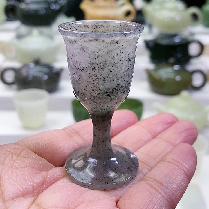 未镶嵌和田玉挂件茅台杯