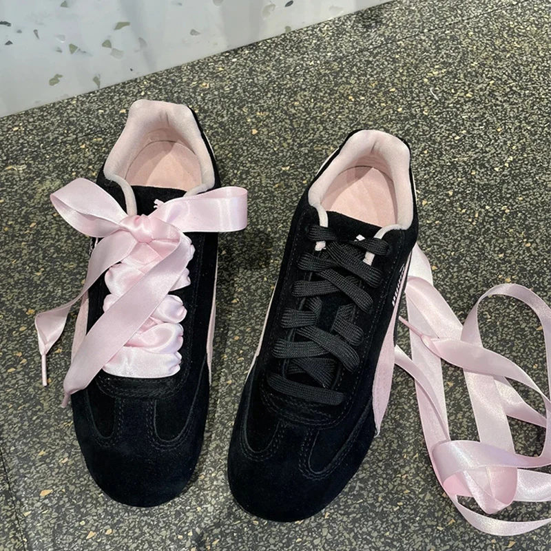 丝绸缎面鞋带芭蕾风韩版德训鞋珍珠蝴蝶结鞋扣帆布鞋赛车鞋黑白色