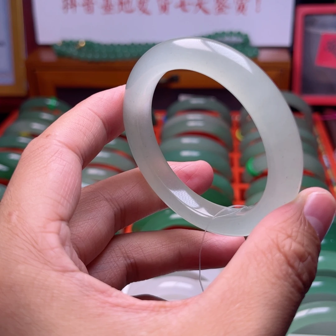 东陵石手镯未镶嵌东陵玉