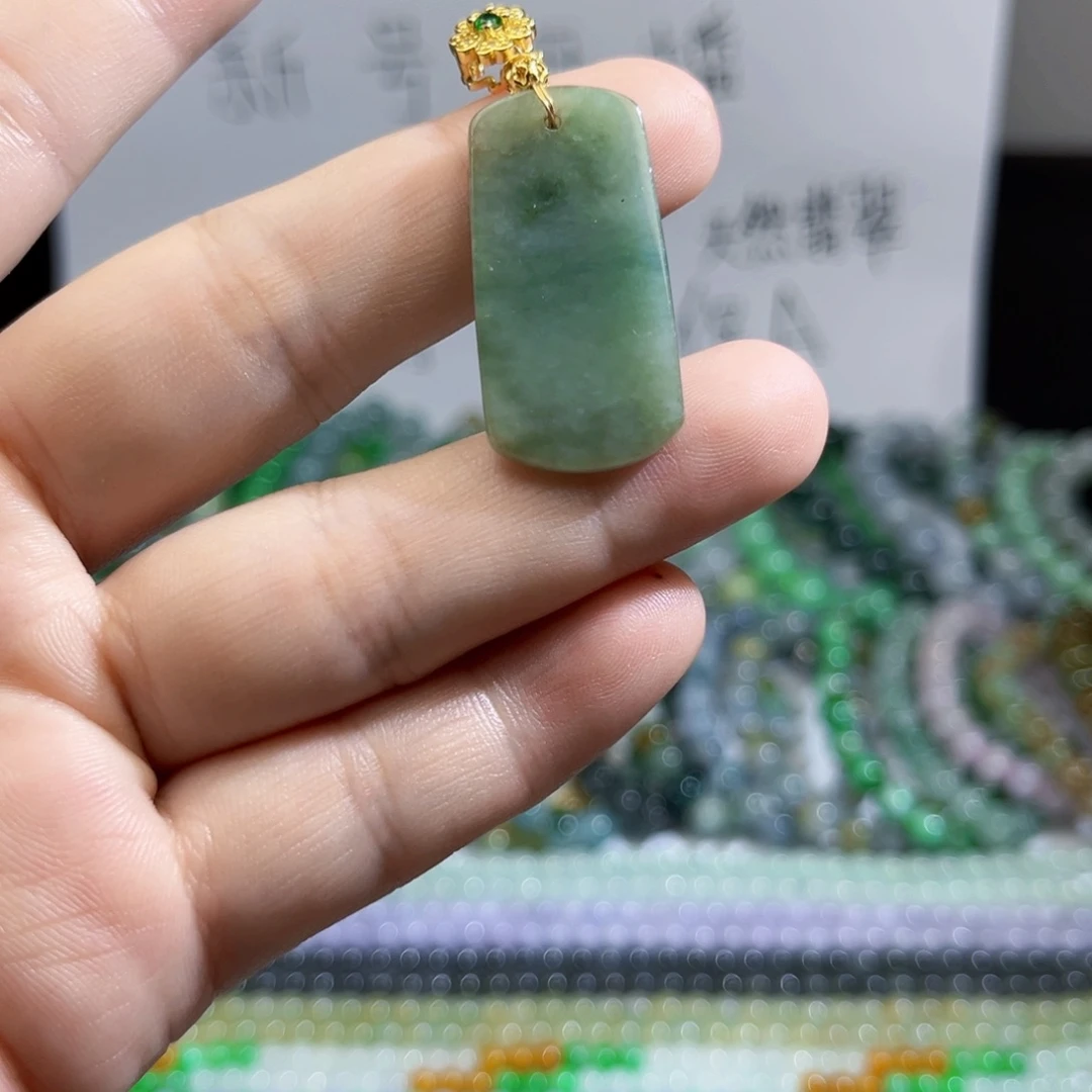 未镶嵌手串翡翠翡翠013