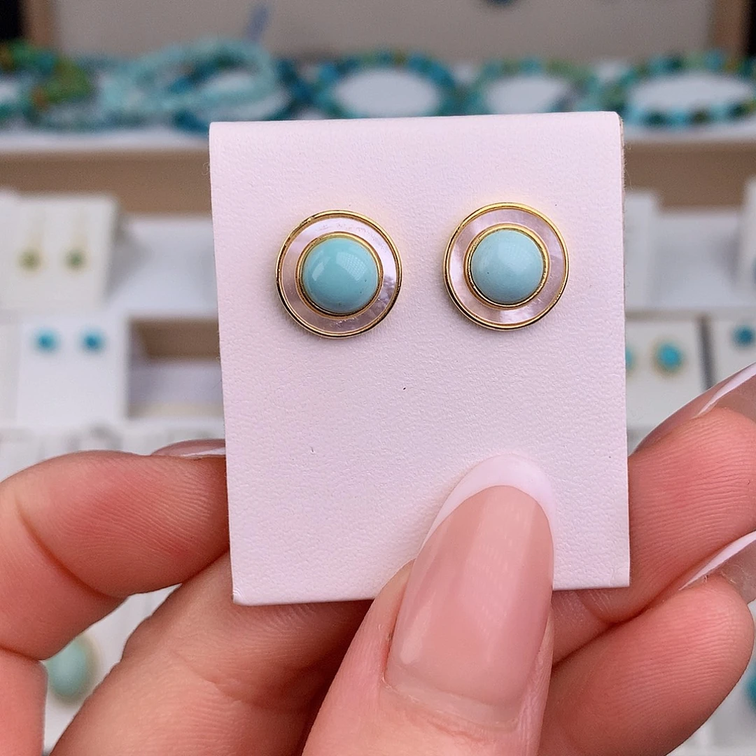 未镶嵌绿松石耳饰