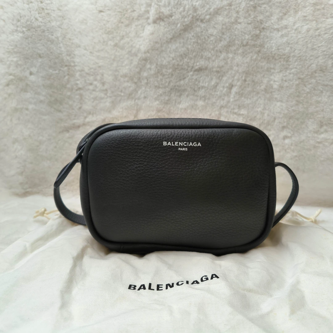 95新 Balenciaga/巴黎世家 魔镜SY/巴黎世家黑银相机包