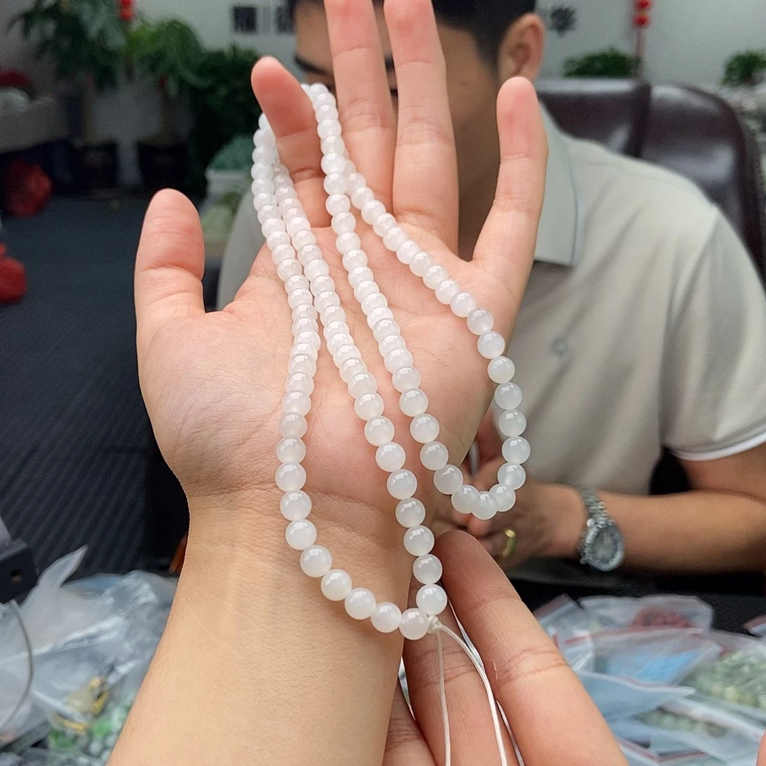 和田玉未镶嵌颈饰颜色多样性发拍一发一