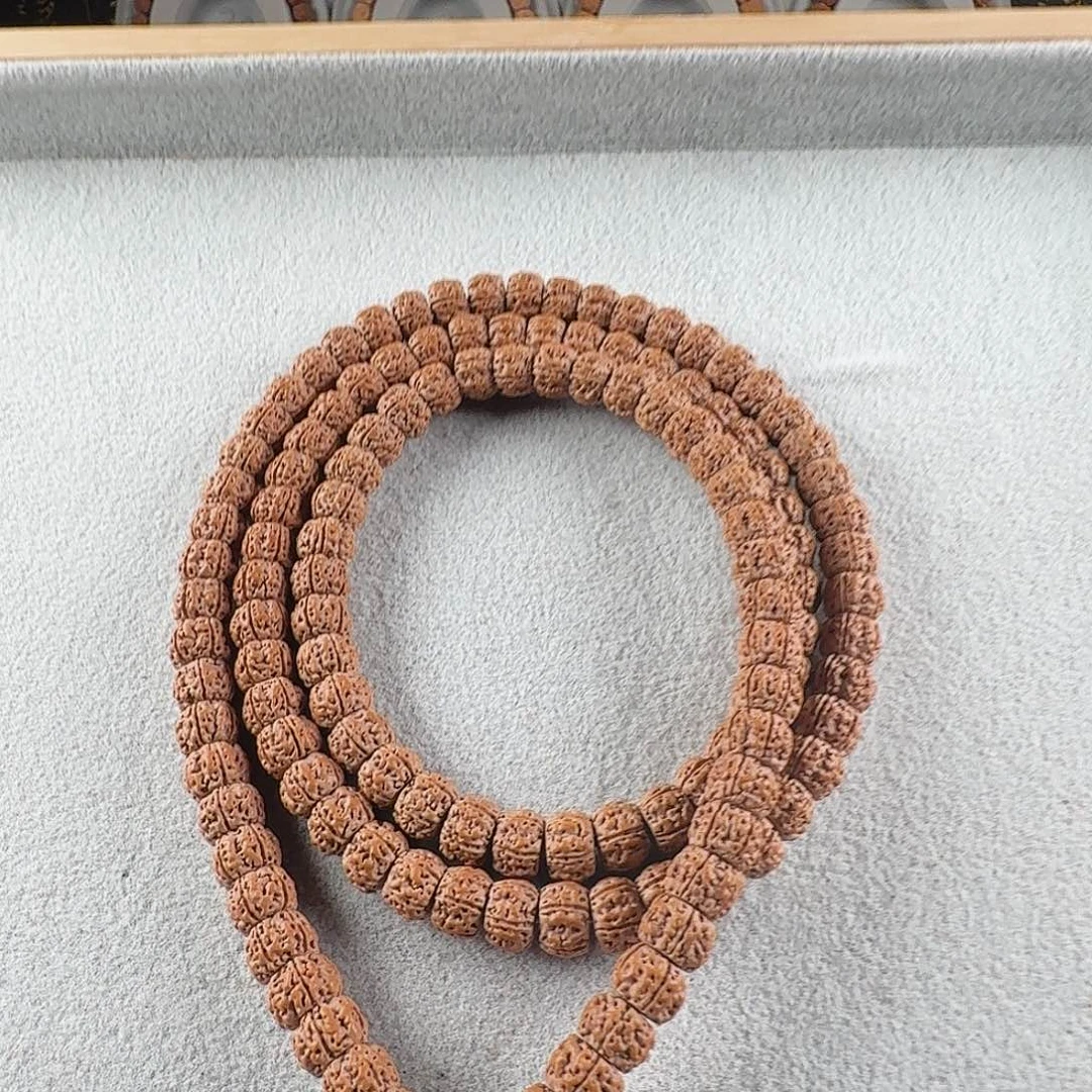 金刚菩提吊坠龙切赛盘龙