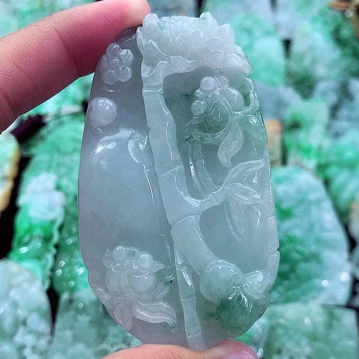 翡翠未镶嵌吊坠(不含链)