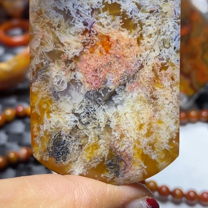 玛瑙/玉髓颈饰未镶嵌油****平