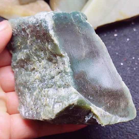 和田玉（糖玉）未镶嵌珠宝半成品