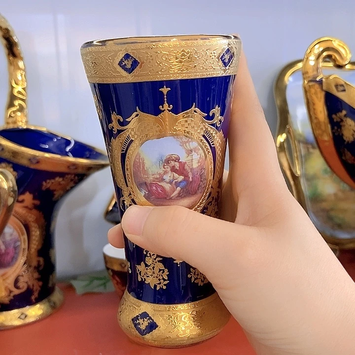 瓷片微瑕……………………………………