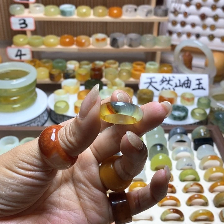 蒙***江未镶嵌岫玉戒指岫玉精品指环内径 18.3