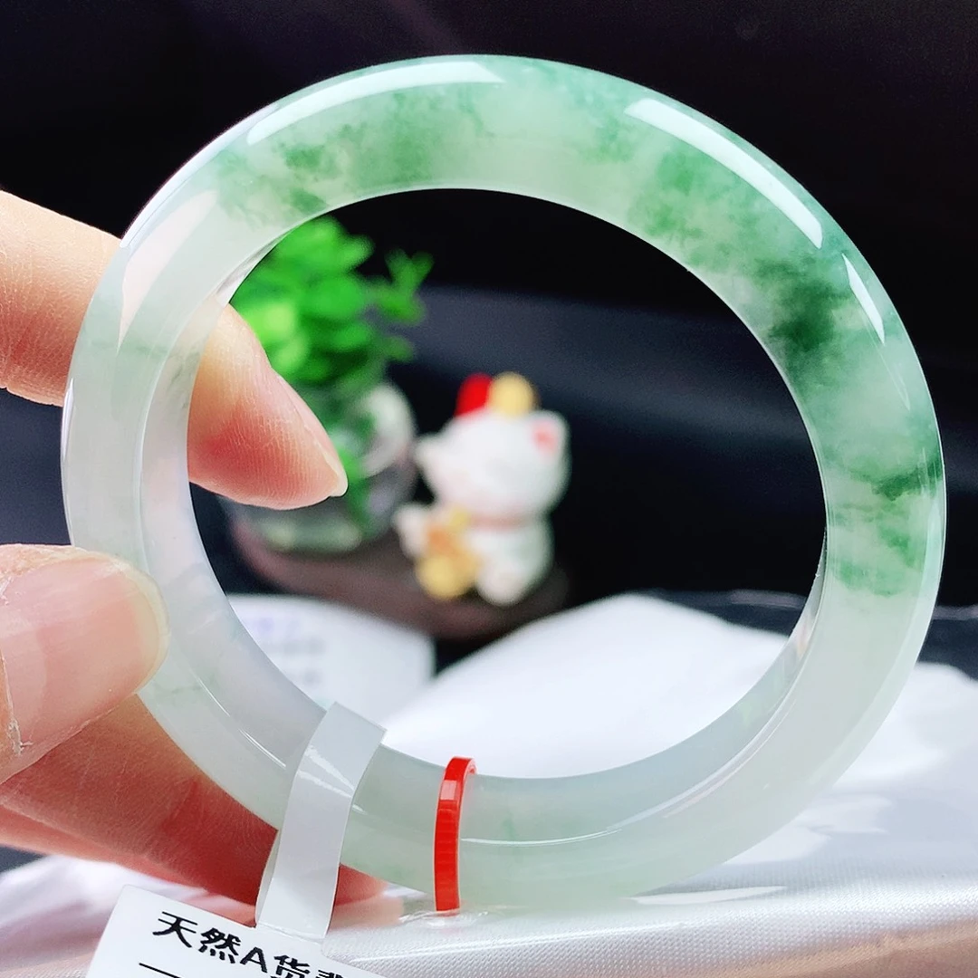 未镶嵌手镯翡翠52圈