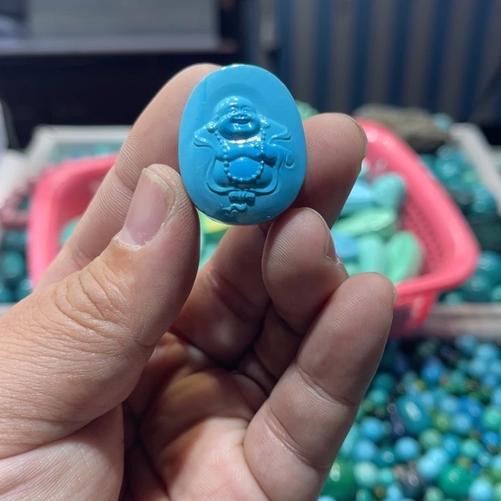 高瓷精品雕刻精美