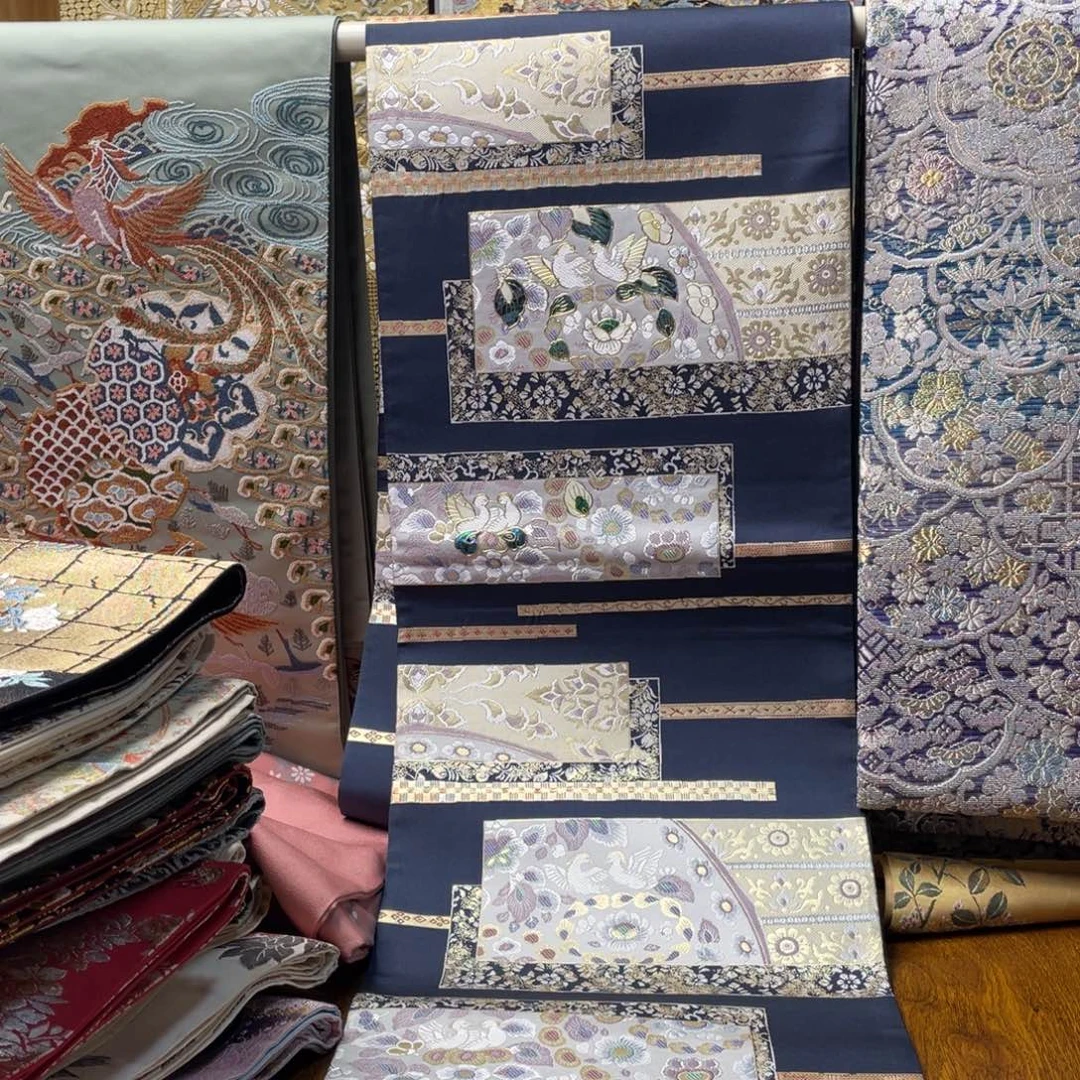 织绣嵌螺钿嵌螺钿